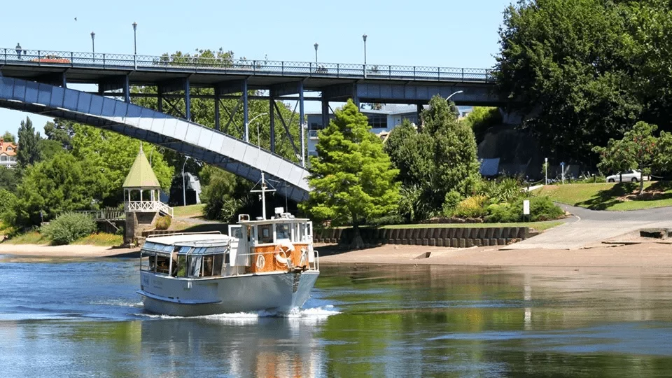 Waikato River cruise tours