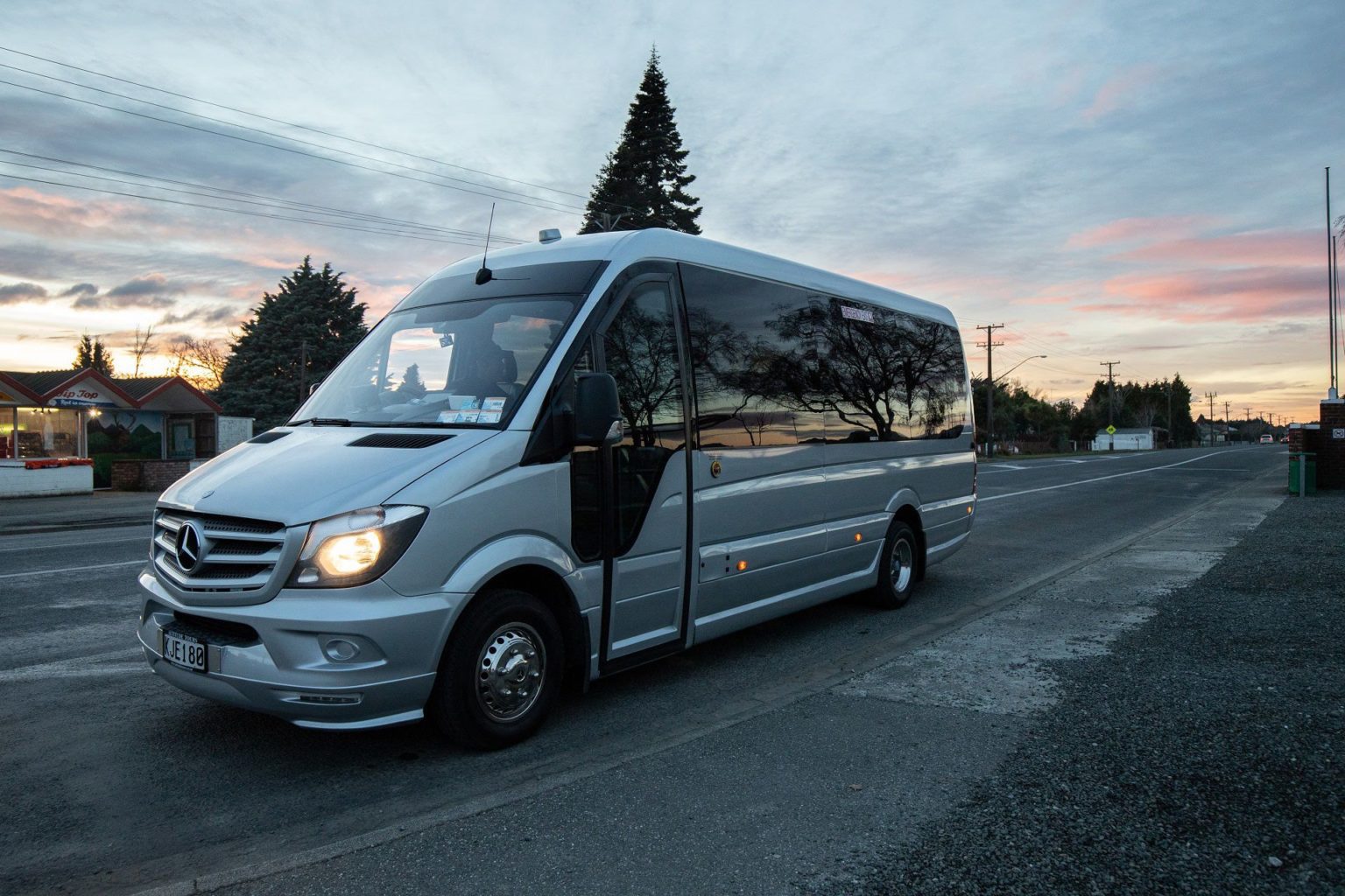 Milford Sound Coach tours