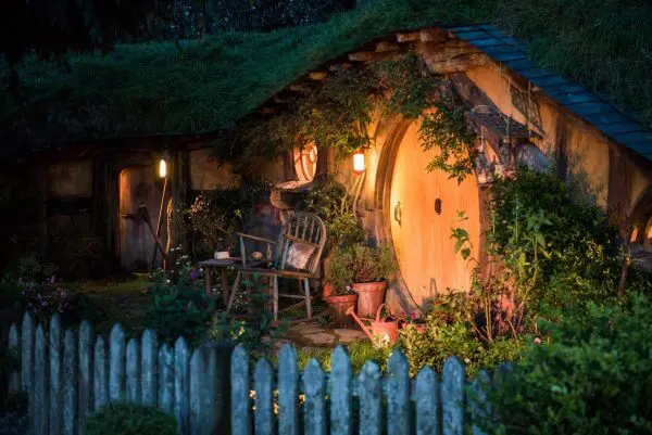 hobbiton tour from auckland