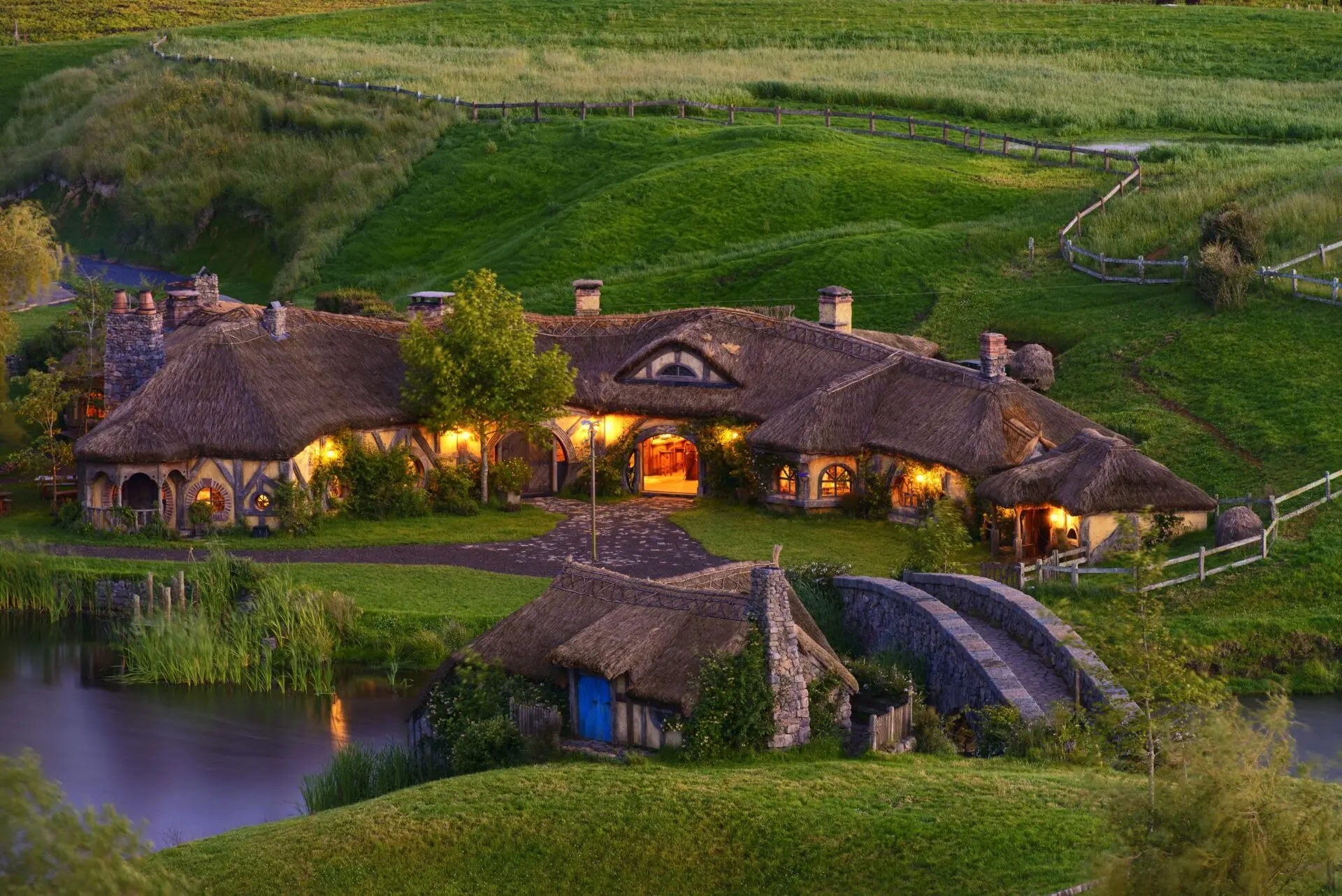 Hobbiton-Movie-Set-4